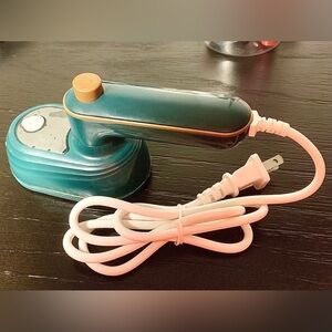 Mini Iron for Travel